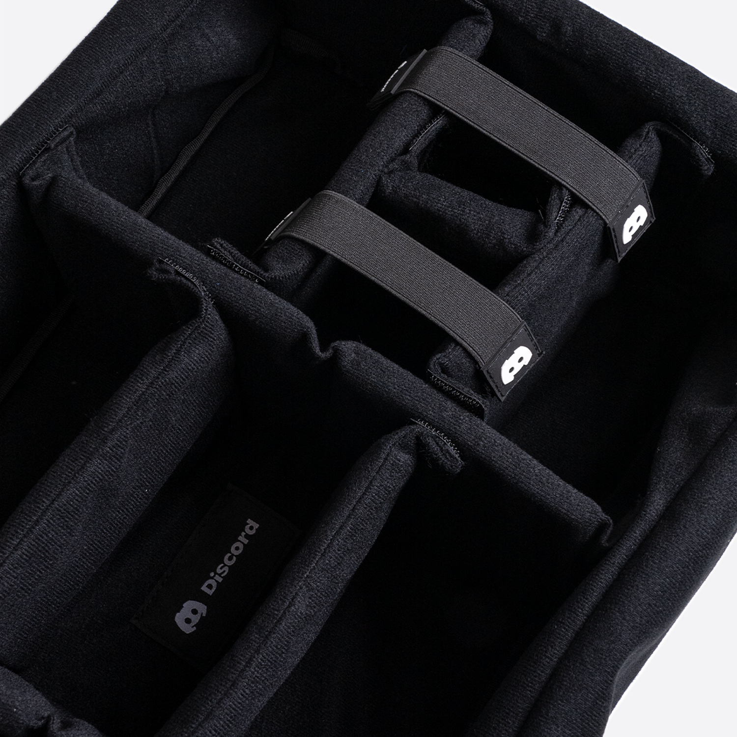Duffle bag divider insert store